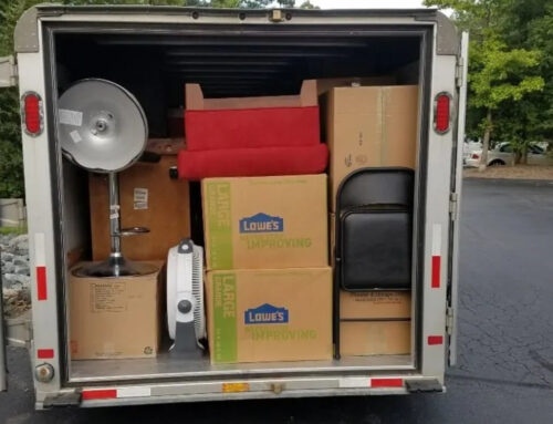 10 Things Most People Forget on Moving Day (And How to Avoid Them)